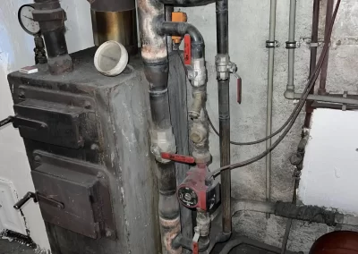 Blaze Comfort combi 20 se dvěma akumulačními nádržemi 800l pro větší komfort a ohřev bojleru na TUV. Paskov